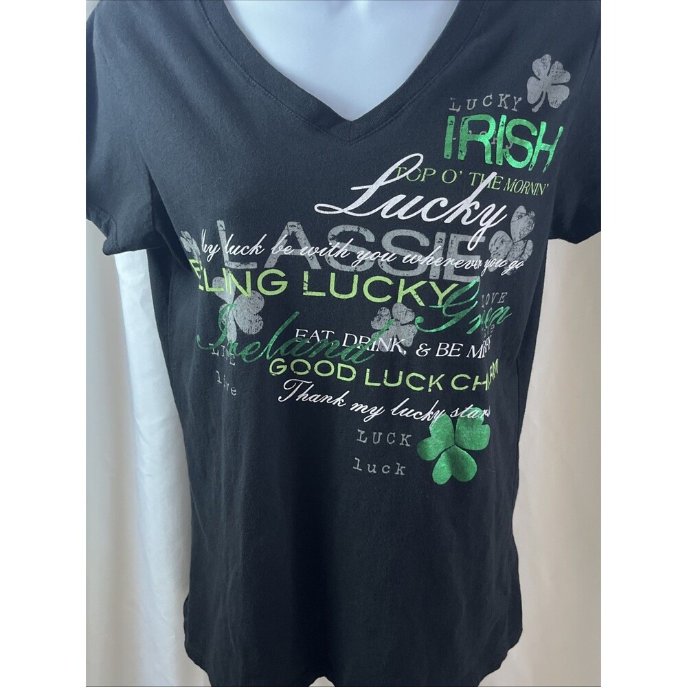 Lucky Tee Shirt Juniors Size L Graphic St. Patrick’s Day Casual Holiday - Picture 3 of 6